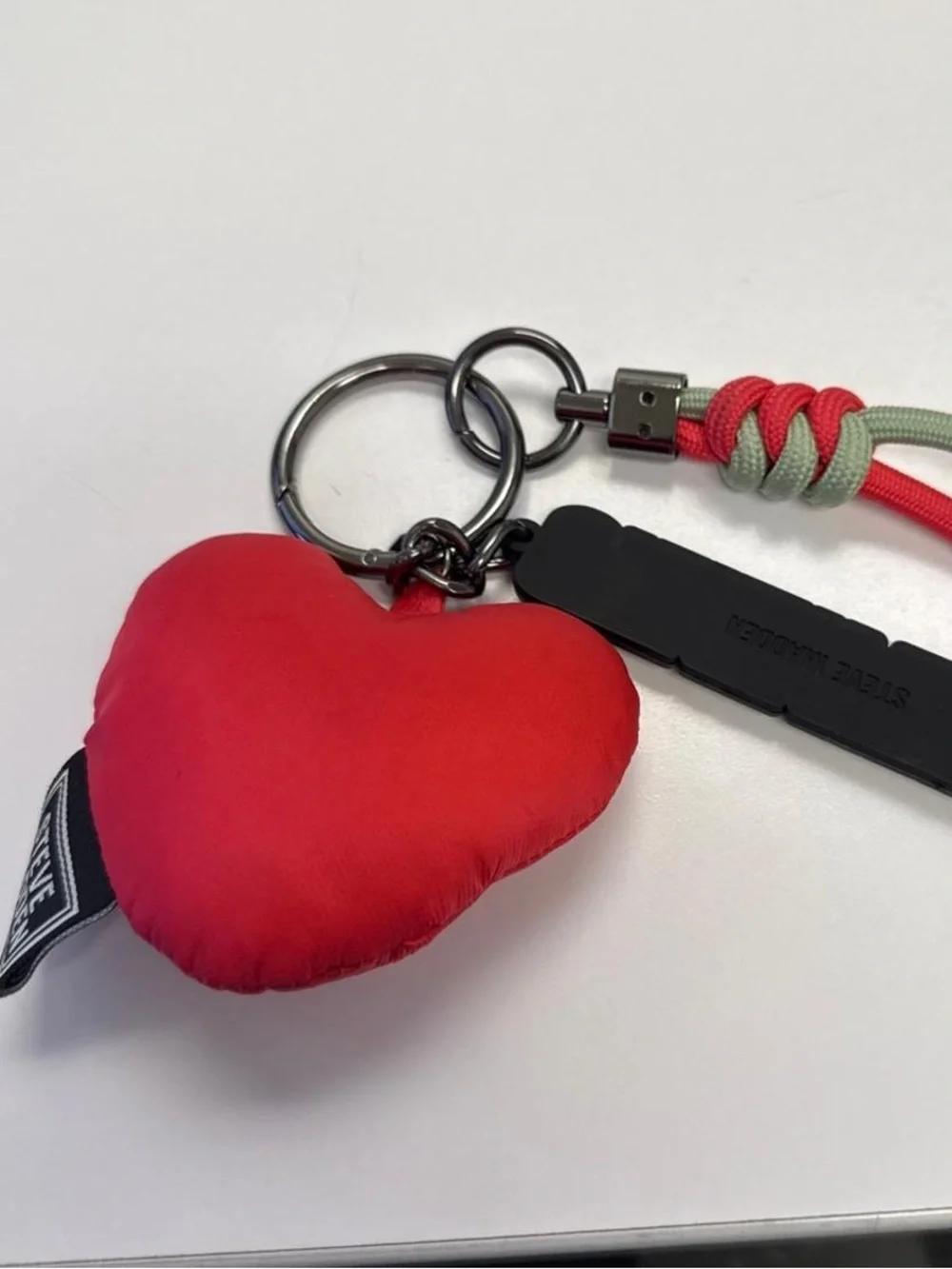 Steve Madden NEW 3pc Black with Red Heart bag Charm  Keychain